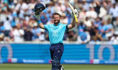 Ben Duckett celebrates