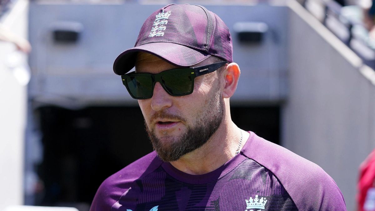 England head coach Brendan McCullum looks dejected