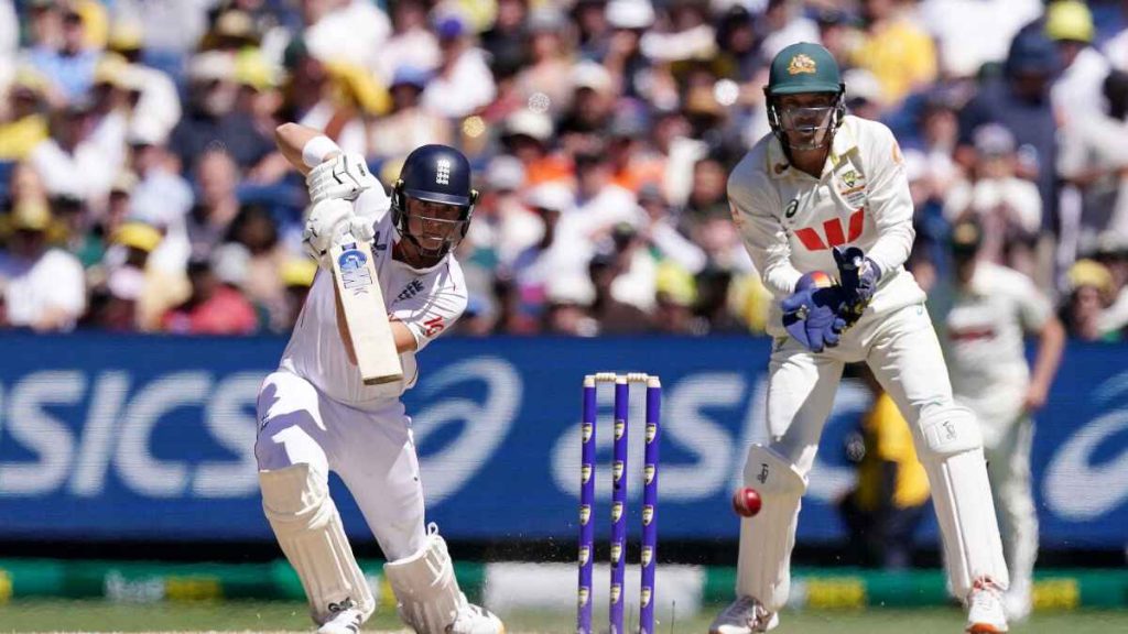 Jacob Bethell batting during England’s Ashes win in Melbourne.