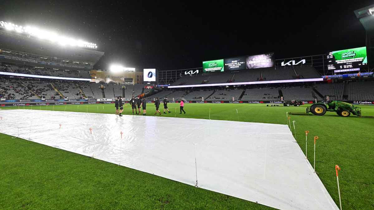 The square at Eden Park gets covered up