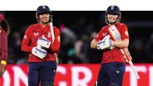 Job done: Sophia Dunkley and Heather Knight ace the chase in the first T20I PICTURE: Alamy
