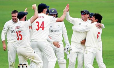 Glamorgan celebrate victory over Hampshire