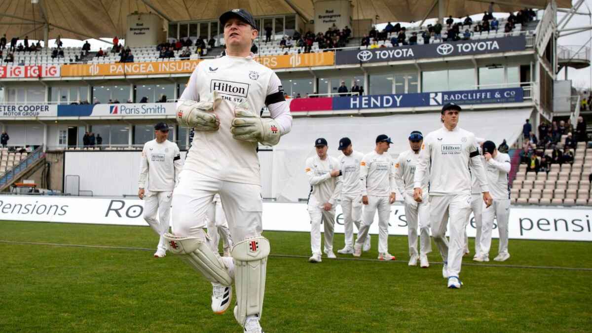 Hampshire walk out to start another season