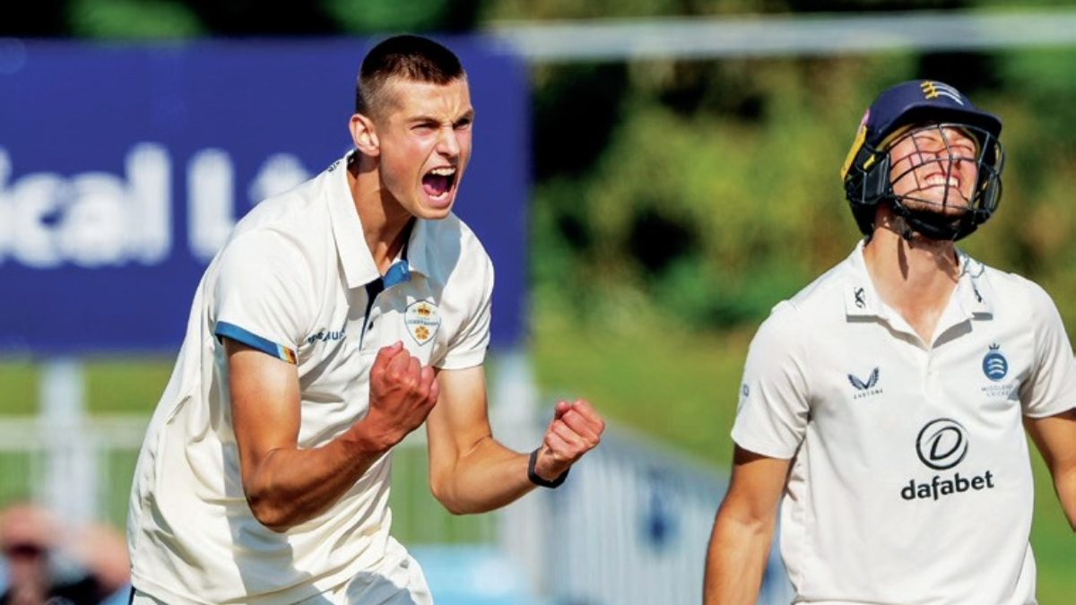 Derbyshire’s Harry Moore has had a recurrence of the stress fracture
