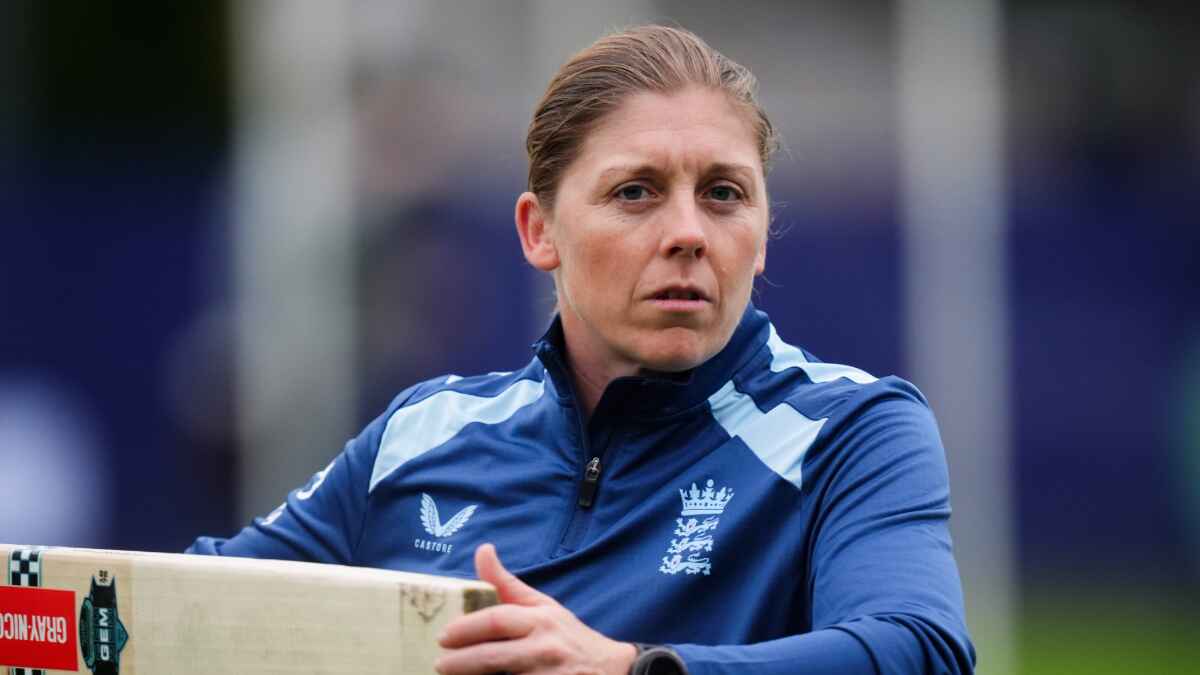 Heather Knight practices in the nets