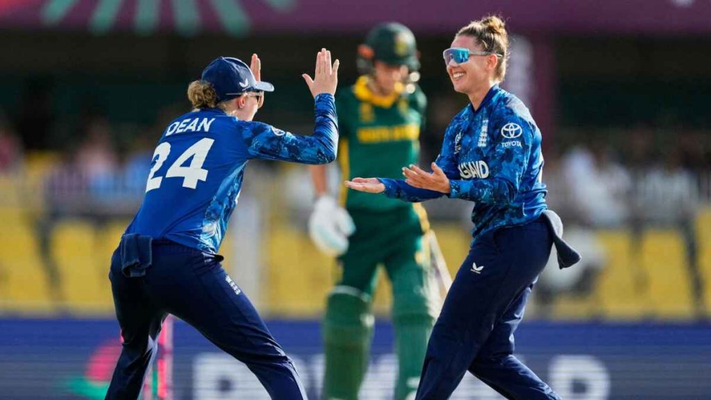 Linsey Smith, right, celebrates the dismissal of South Africa’s Marizanne Kapp with team-mate Charlie Dean