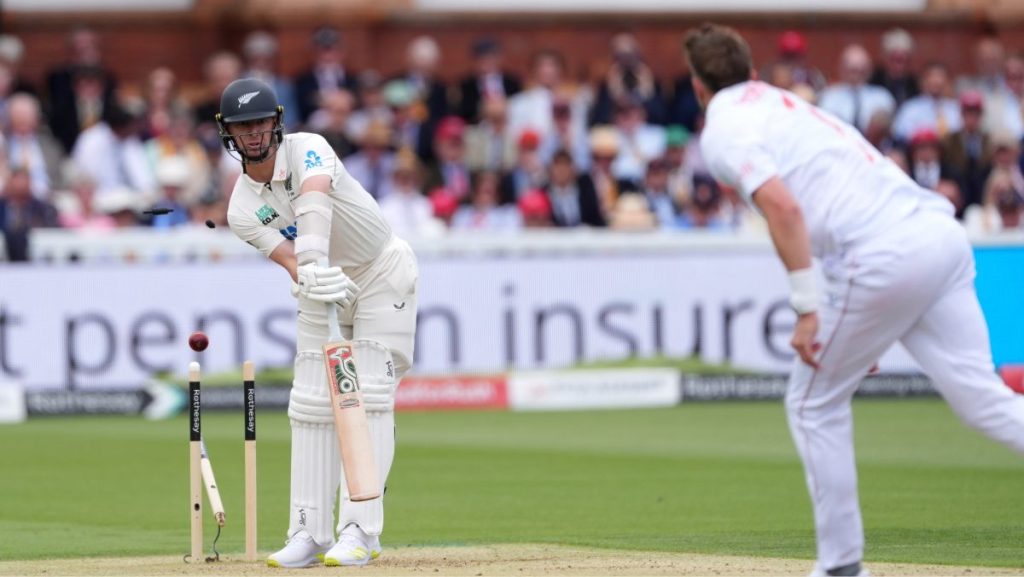 Matt Henry is bowled by Ollie Robinson