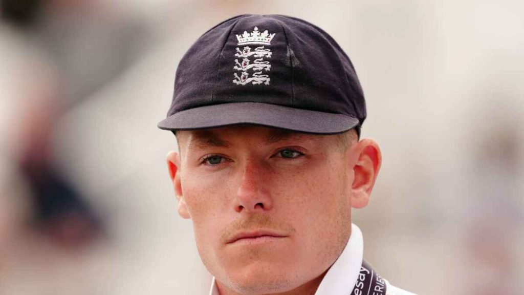 England bowler Matthew Potts in action