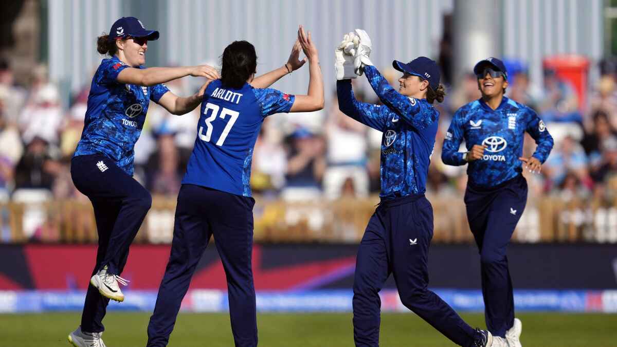 England players celebrate