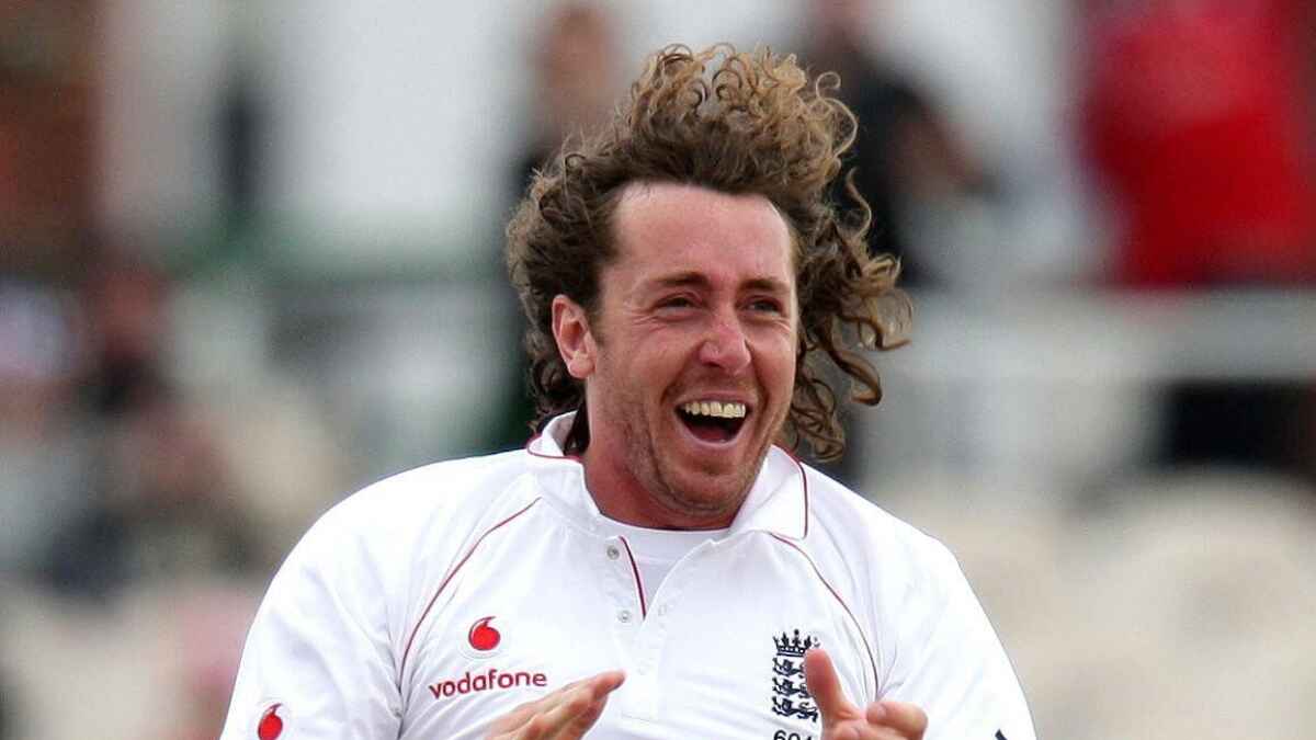 Ryan Sidebottom in action for England
