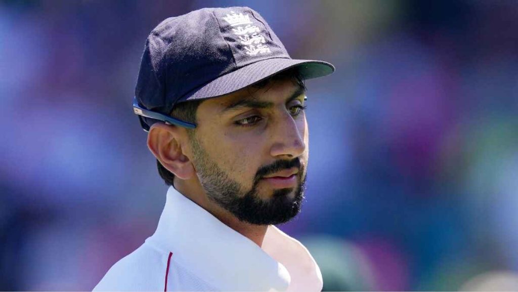 Shoaib Bashir wearing England cap