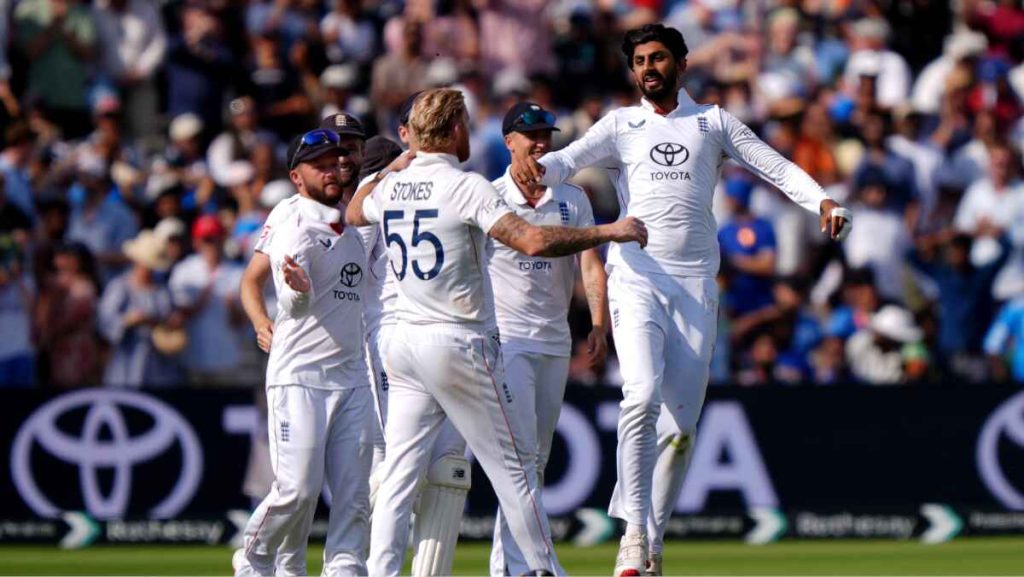 Shoaib Bashir (right) celebrates the winning wicket against India at Lord’s in 2025.