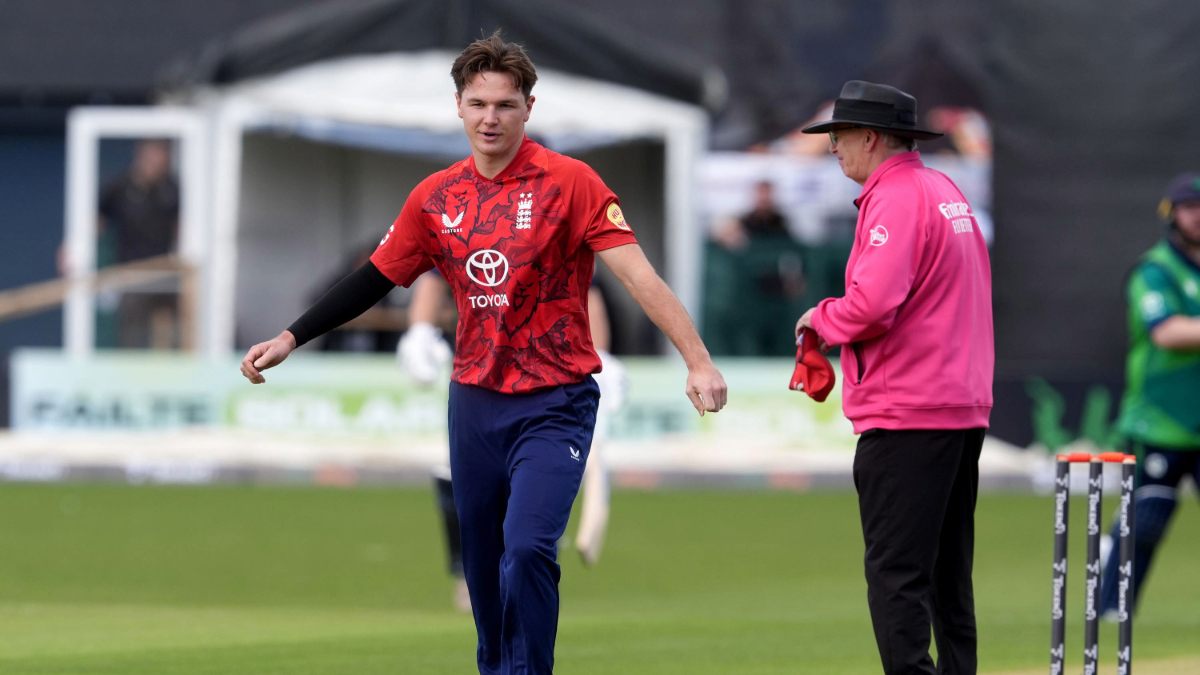 Sonny Baker prepares to bowl