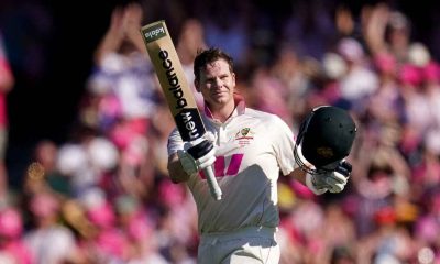 Steve Smith celebrates his century
