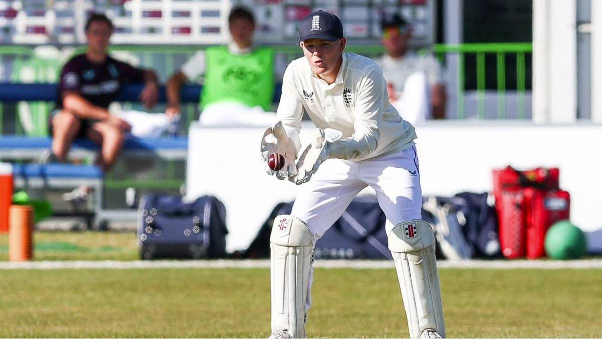 Will Thomas Rew take the gloves for Somerset this season?