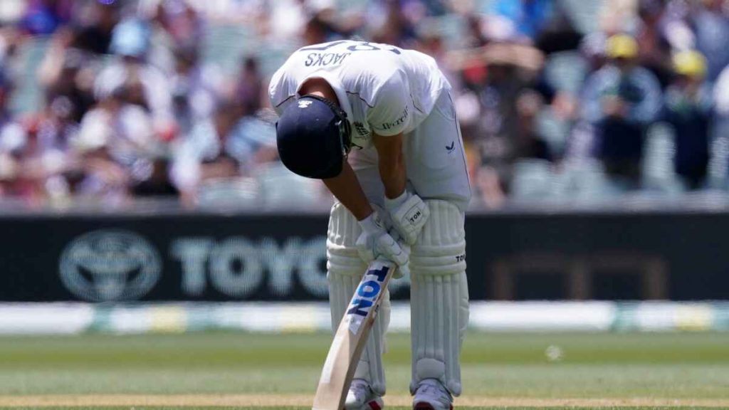 England's Will Jacks cuts a dejected figure
