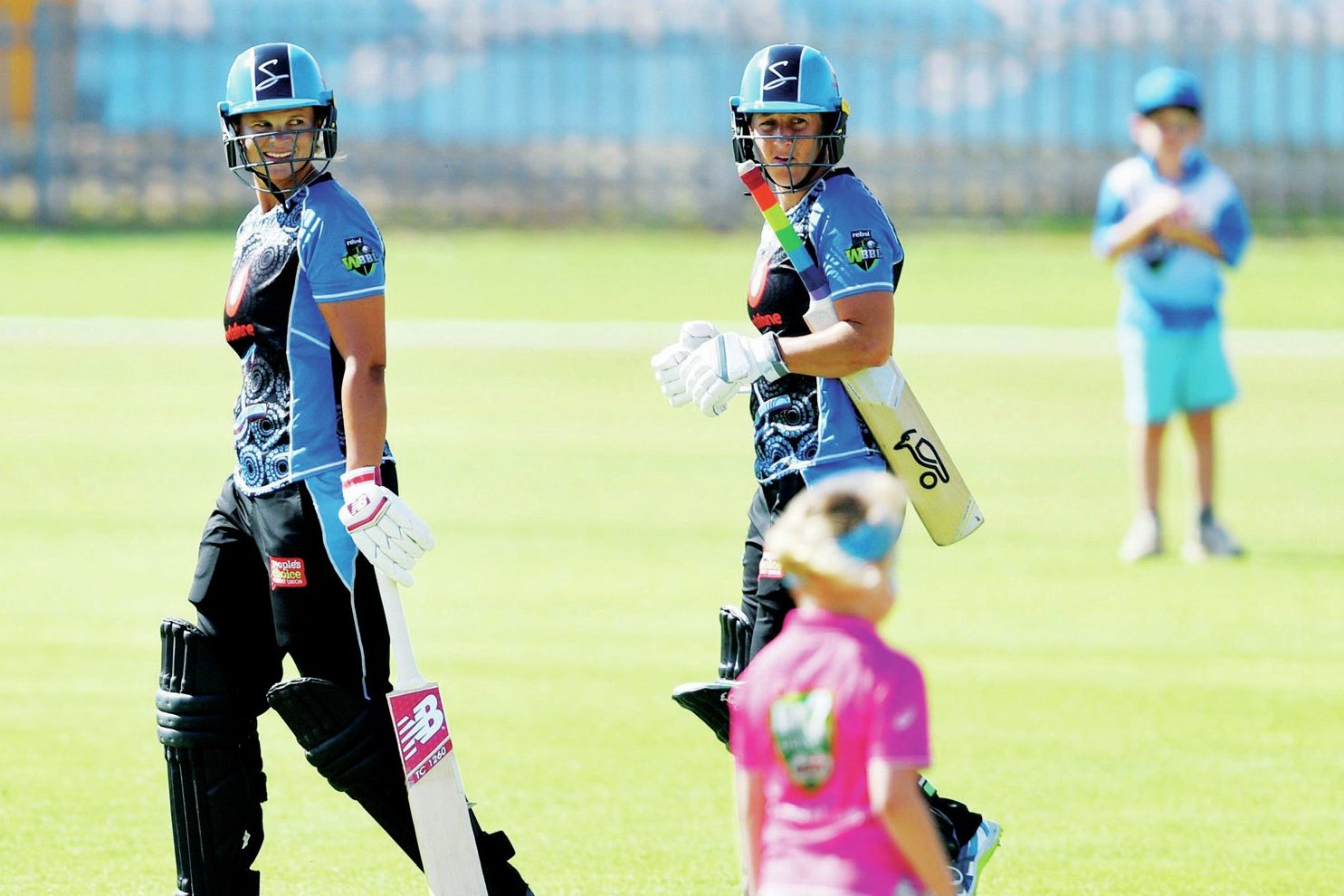 Suzie Bates and Sophie Devine